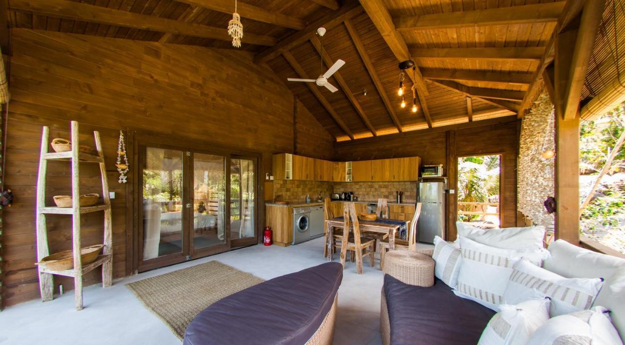 La Pointe Beach Huts Бає-Санта-Анна Екстер'єр фото
