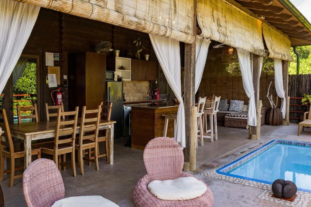 La Pointe Beach Huts Бає-Санта-Анна Екстер'єр фото
