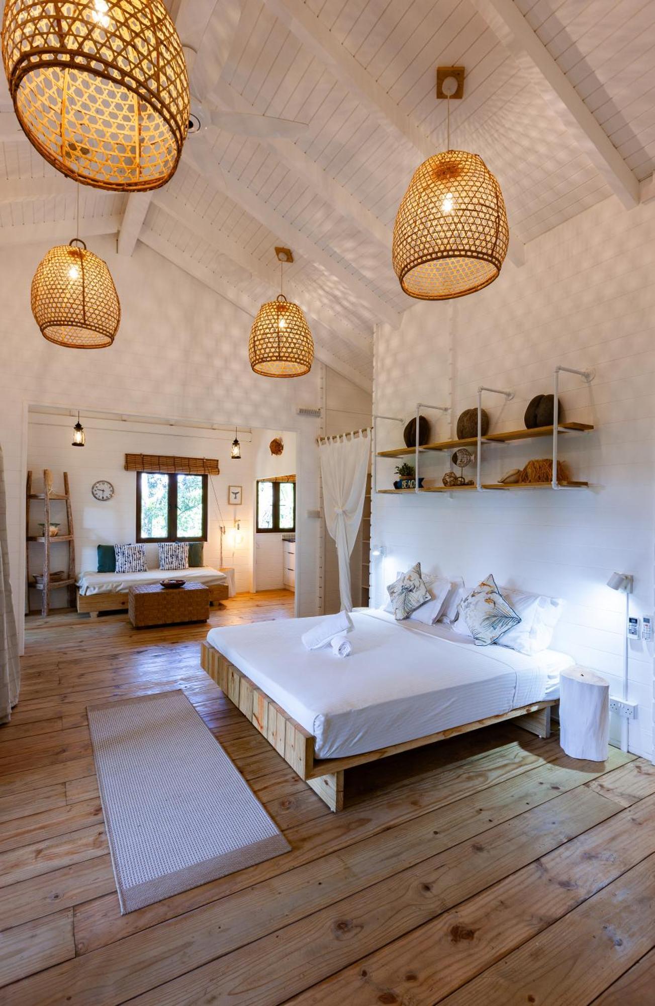 La Pointe Beach Huts Бає-Санта-Анна Екстер'єр фото