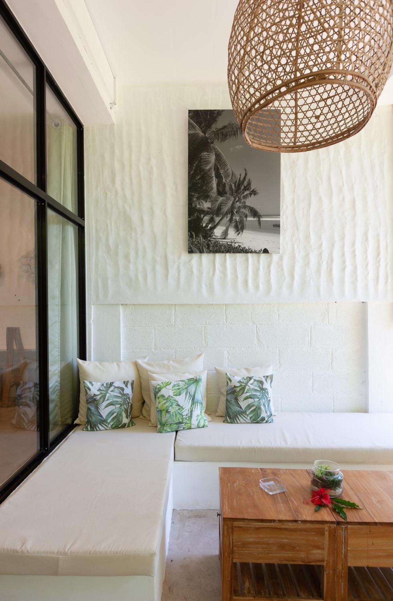 La Pointe Beach Huts Бає-Санта-Анна Екстер'єр фото